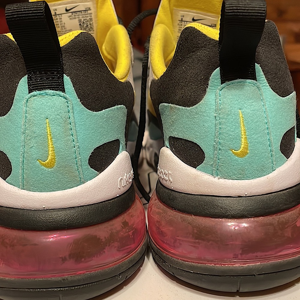 W Air Max 270 React. Statement Kicks. Wallflowers… - image 6